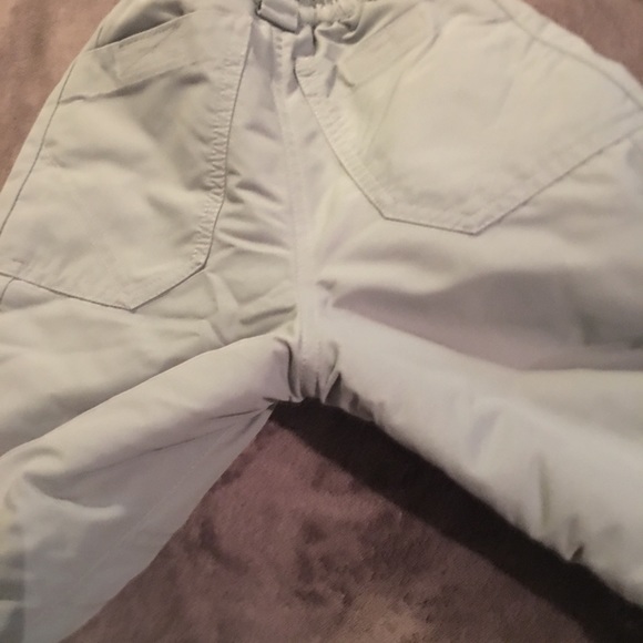 3-in-1 Jacket sold with a pair of grey snow pants - Picture 5 of 7